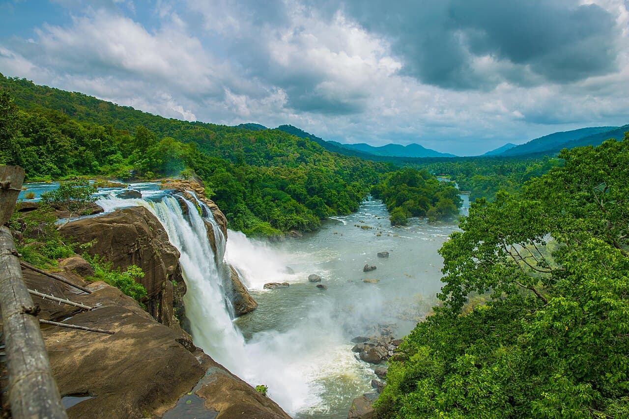 Athirappilly Waterfalls near GEE DE HOMES Homestay