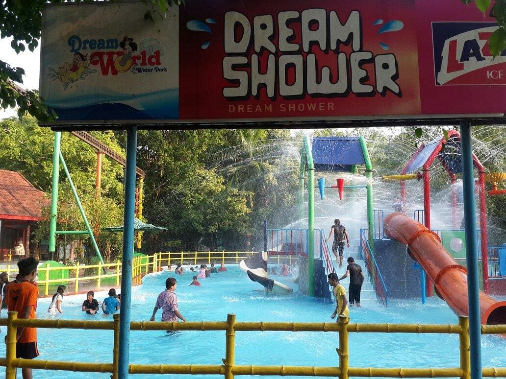 Silver Storm Water Theme Park near GEE DE HOMES Homestay
